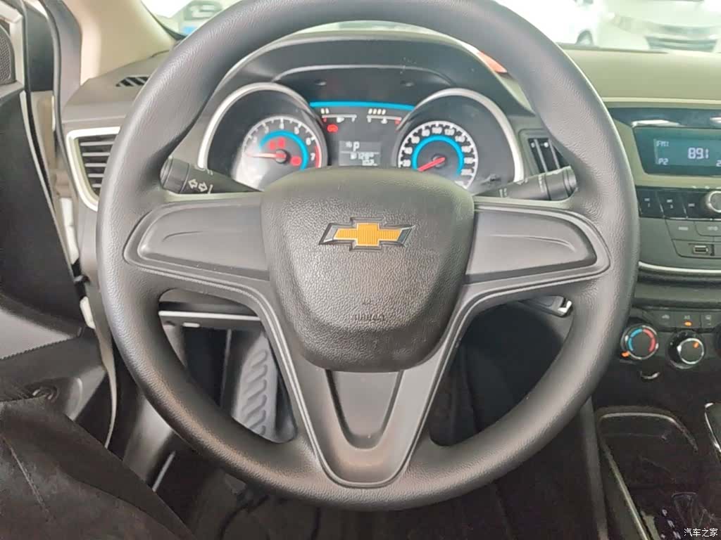 Chevrolet 320, 2018 11