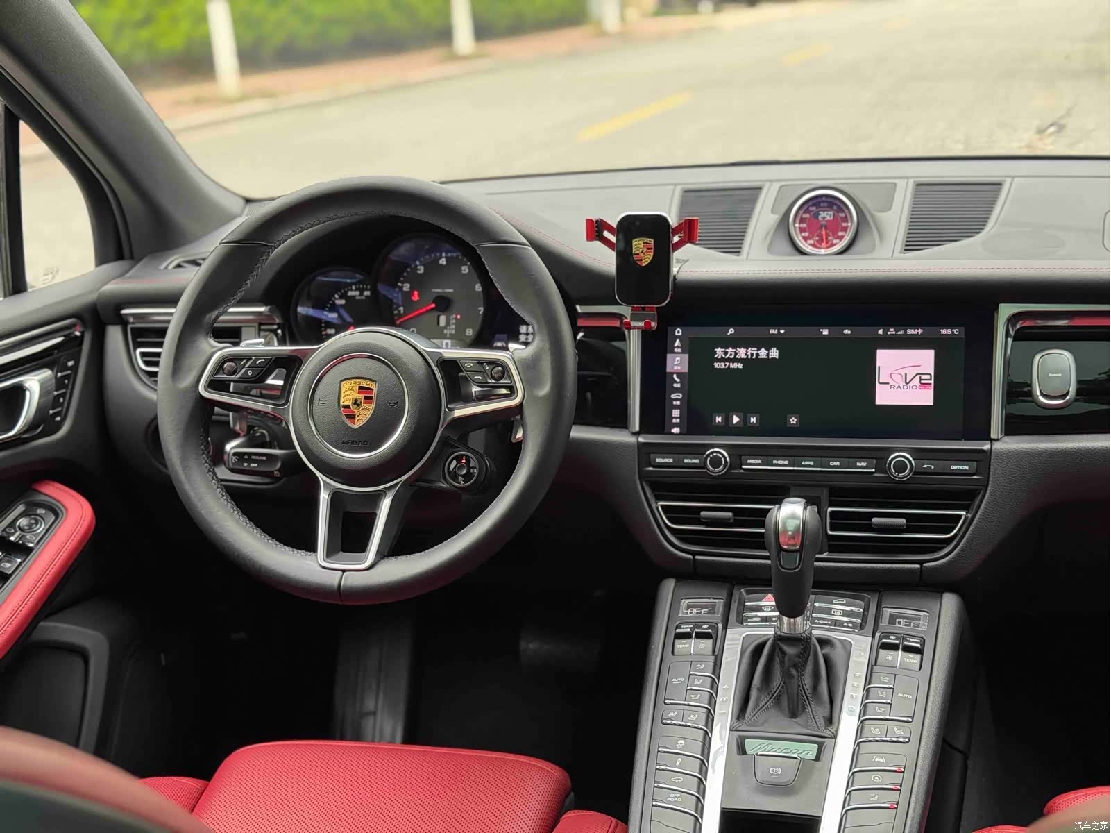 Porsche Macan, 2021 7