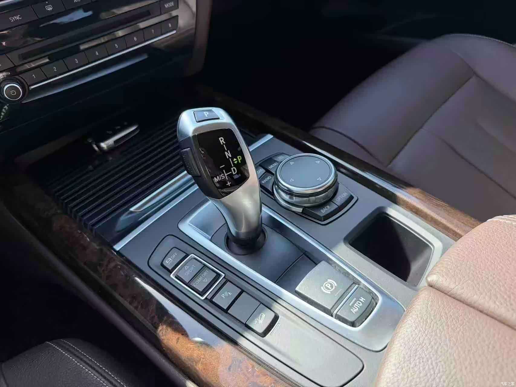 BMW X5, 2015 12