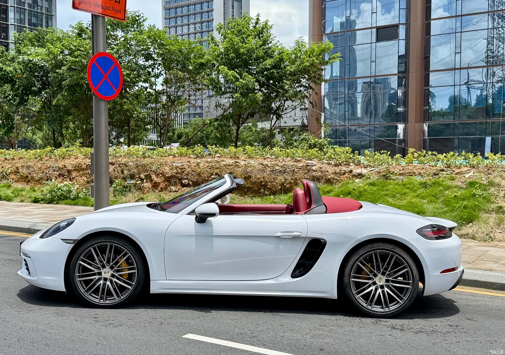 Porsche Boxster, 2018 4