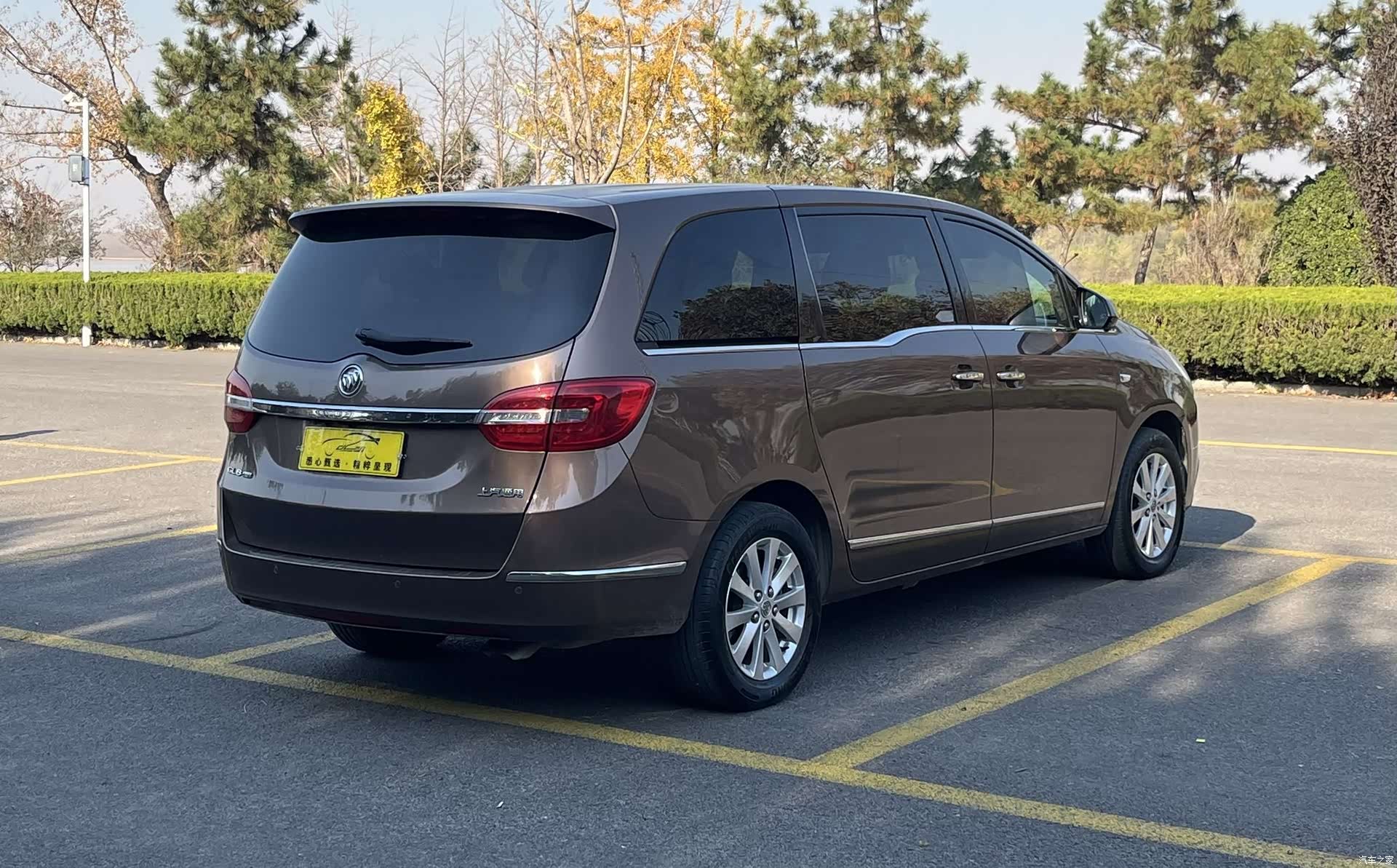Buick GL8, 2020 6