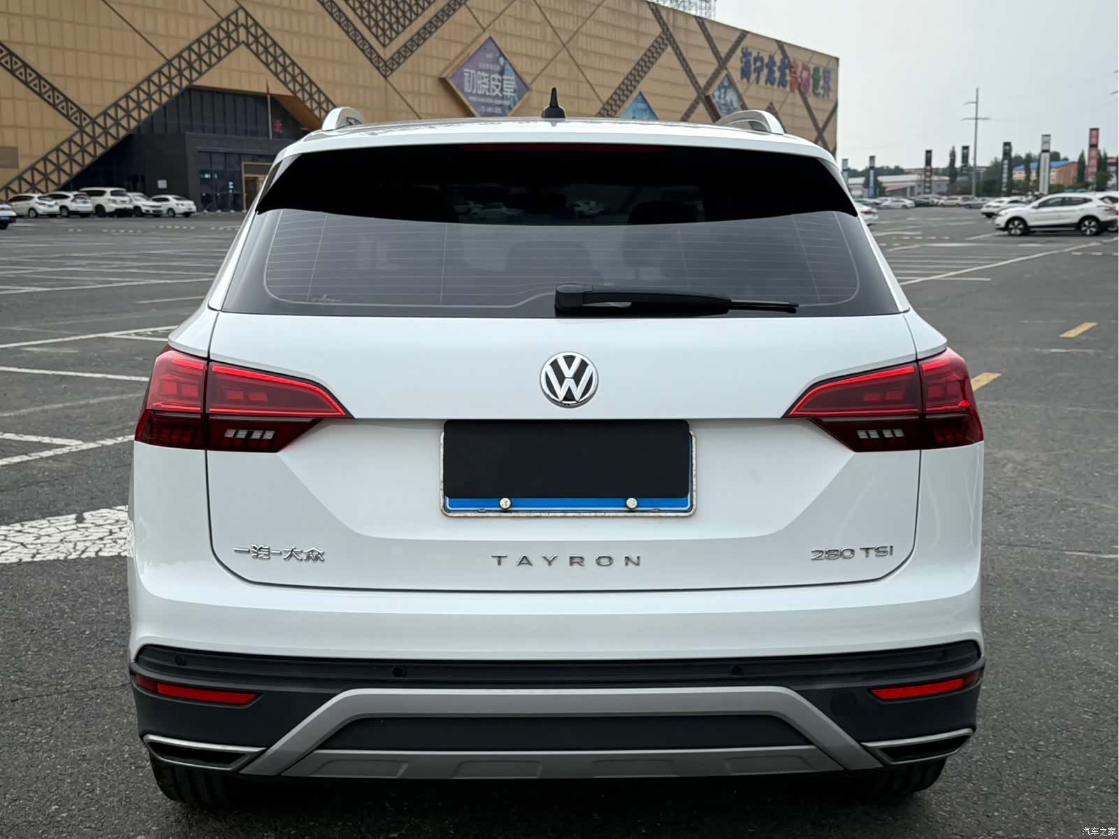 Volkswagen Tayron, 2022 все фото