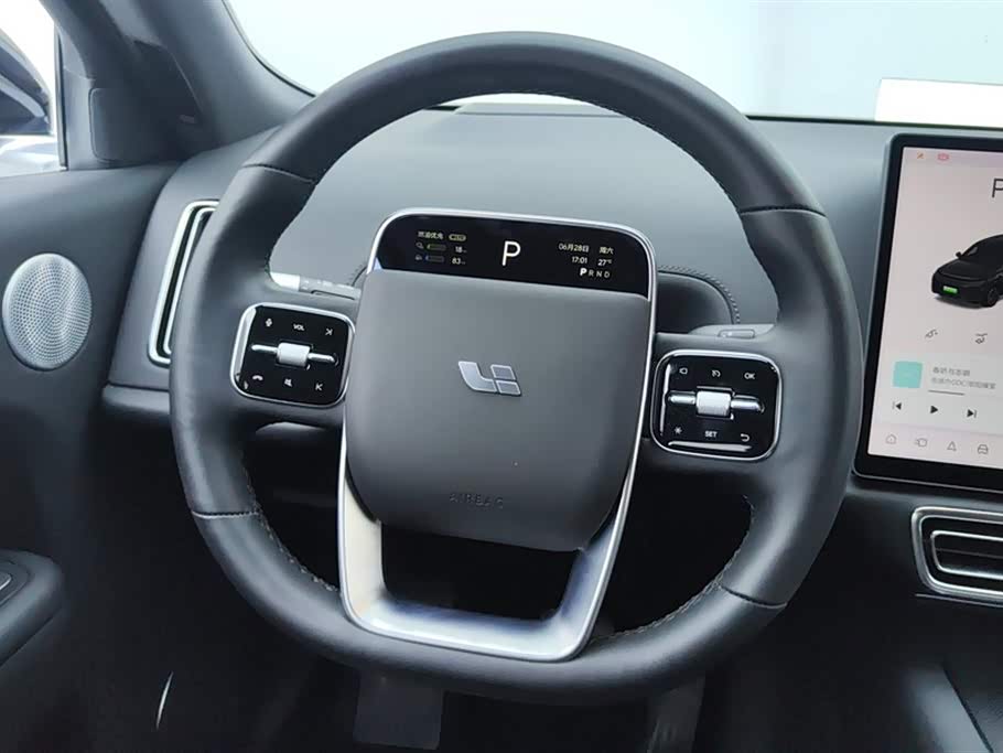 Li Auto Ideal L8