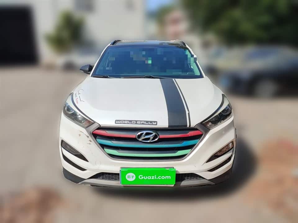 Hyundai Tucson