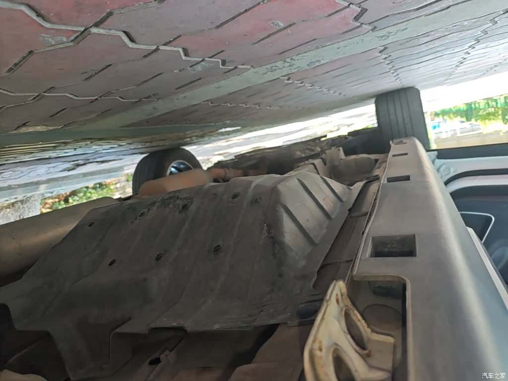 DongFeng AX7, 2019 21