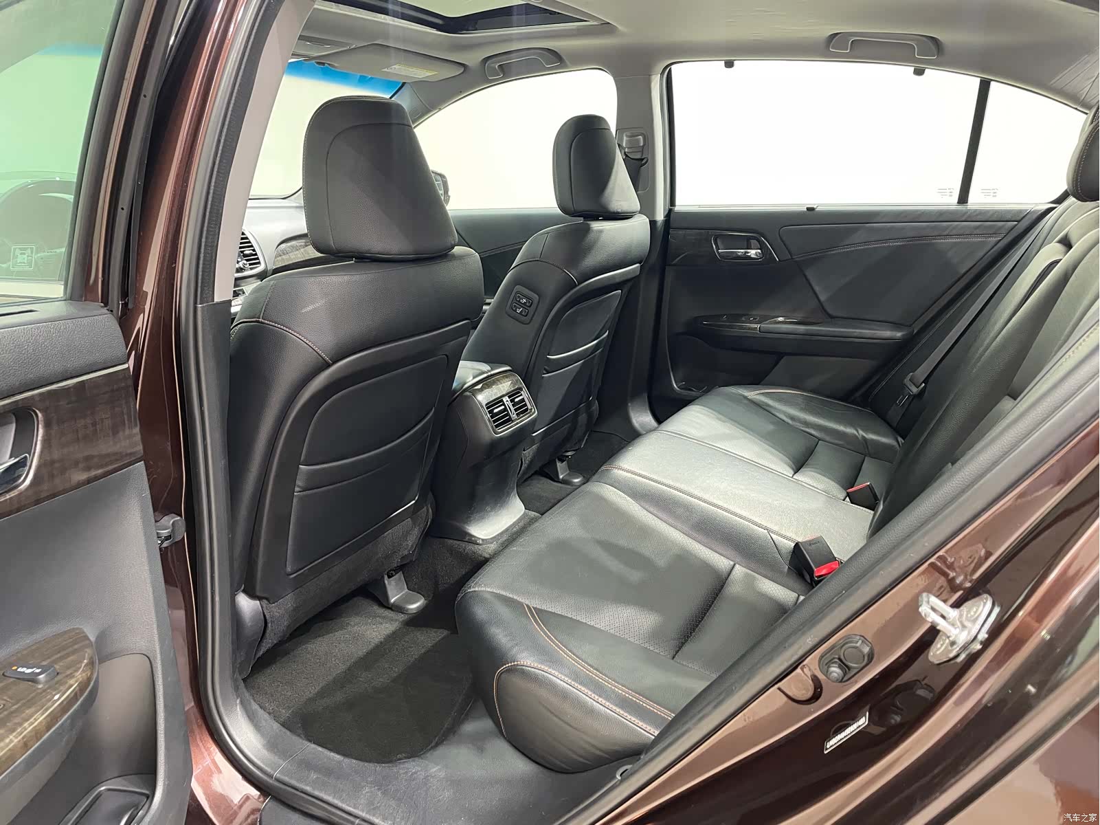 Honda Accord, 2015 14