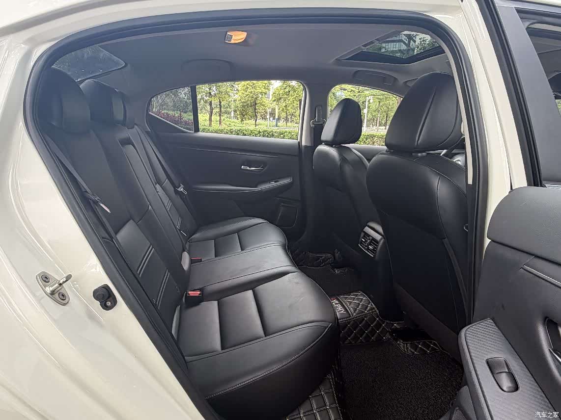 Nissan Sylphy, 2022 13