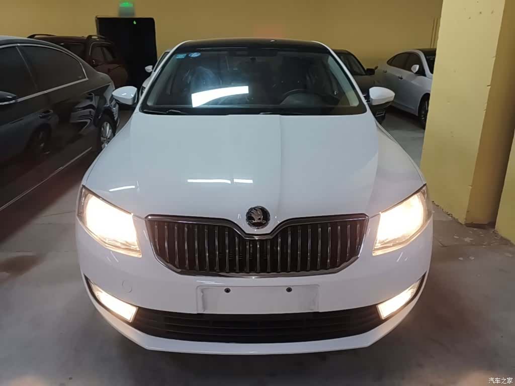 Skoda Octavia, 2015 3