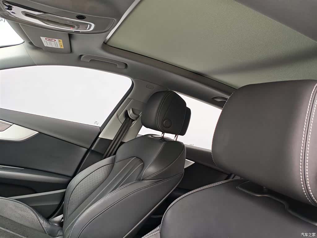 Audi A4L, 2020 15
