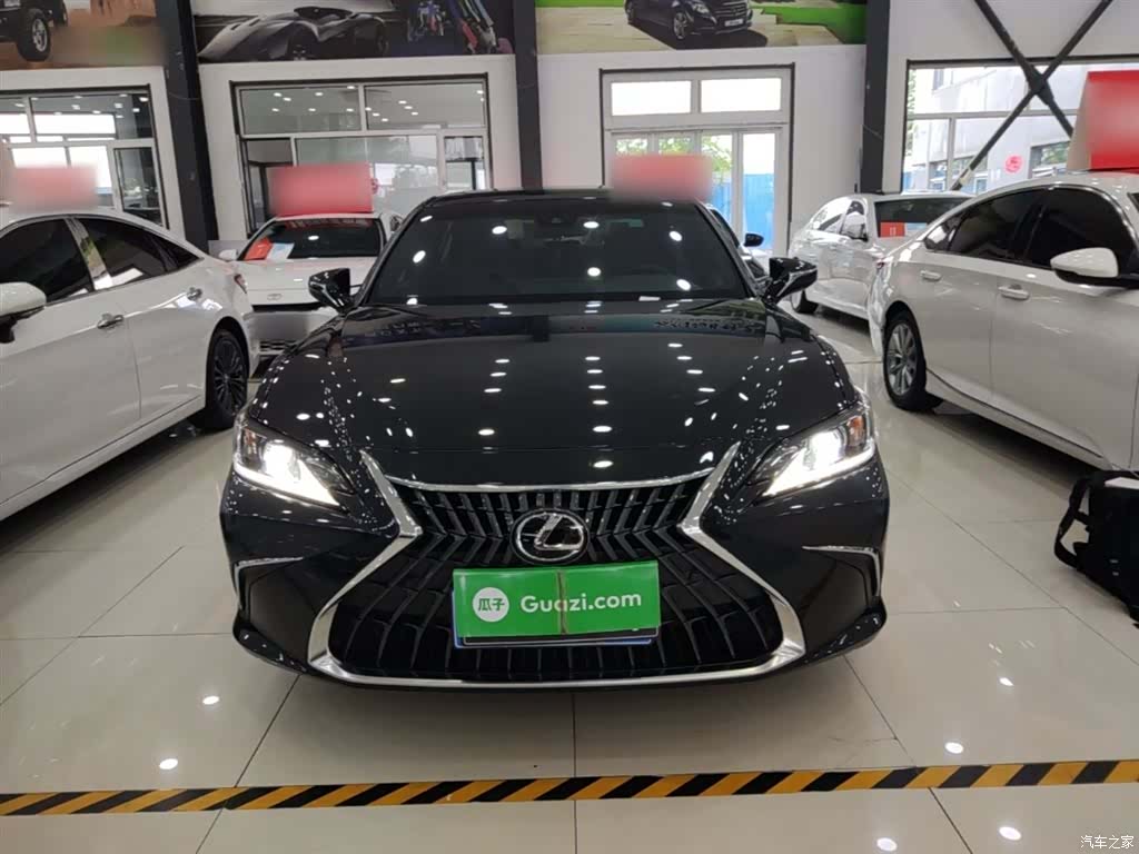 Lexus ES, 2024 3