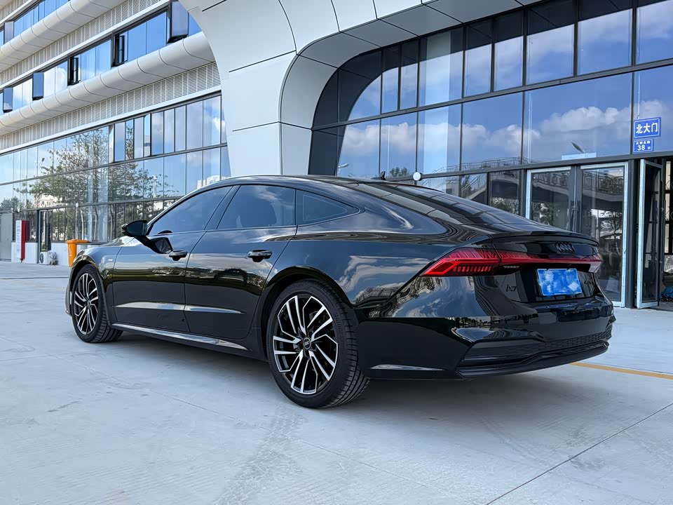 Audi A7