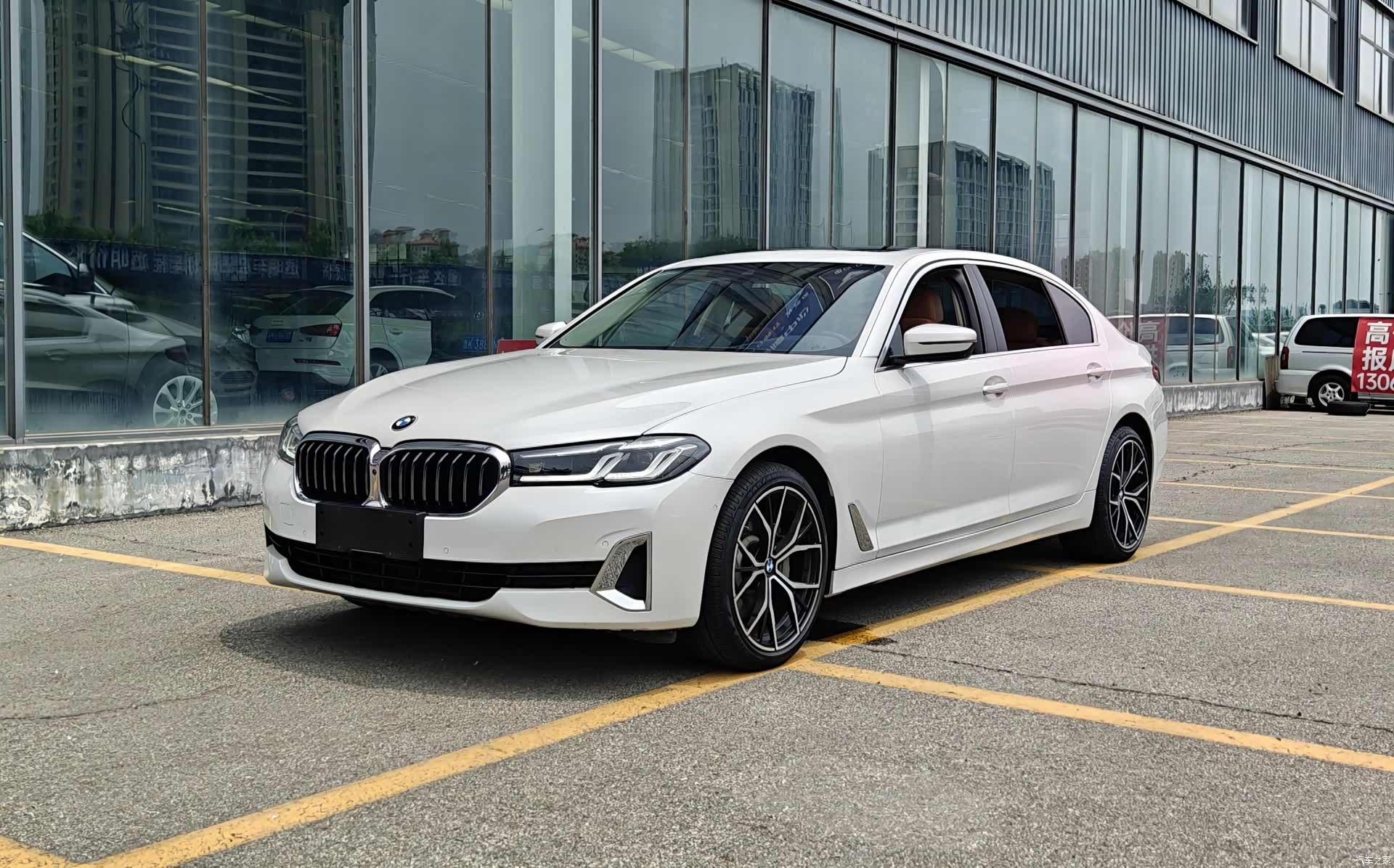 BMW 5 Series, 2021 1