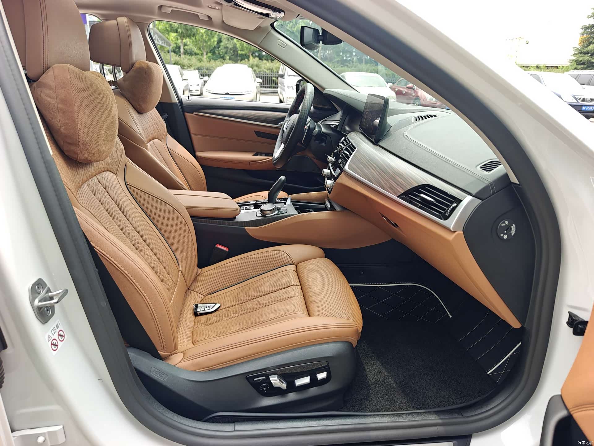 BMW 5 Series, 2021 8
