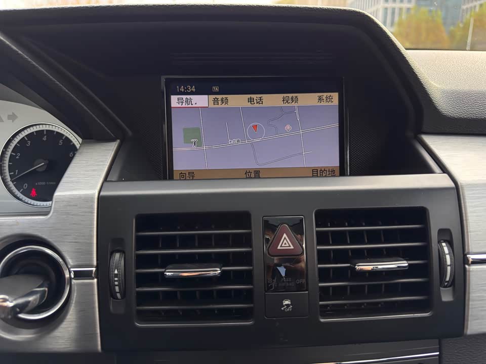 Mercedes-Benz GLK grade