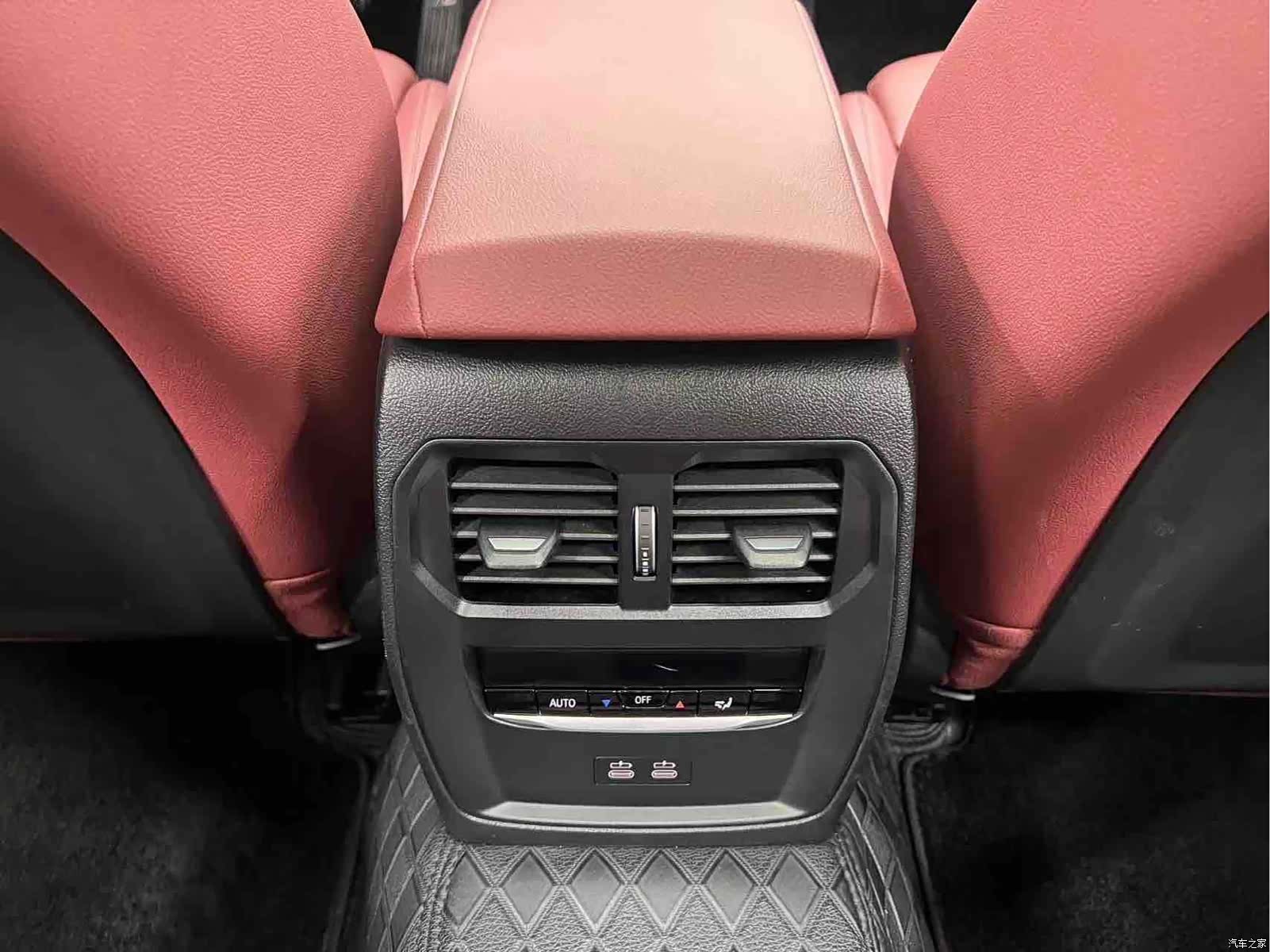 BMW 4 Series, 2025 14