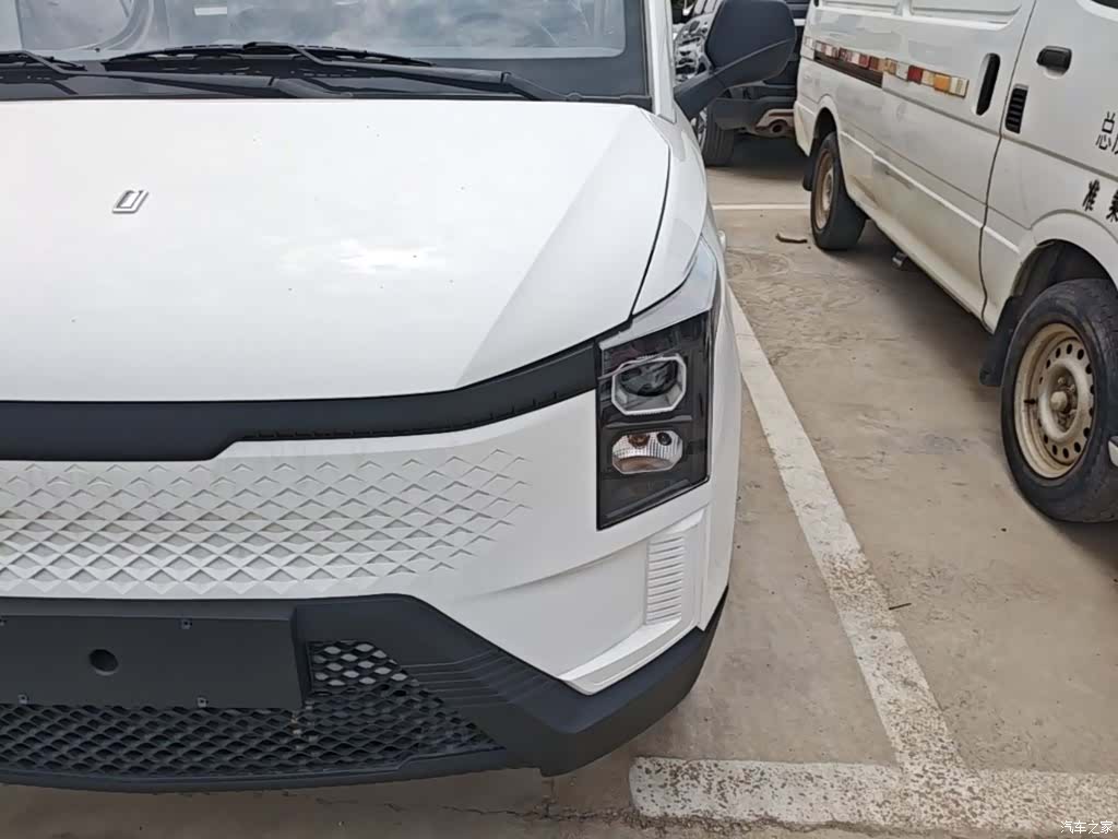 Wuling 42.3kWh, 2026 18