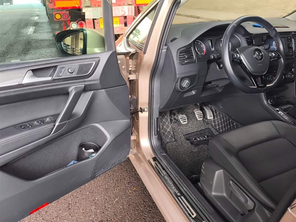 Volkswagen Golf*Jiayu