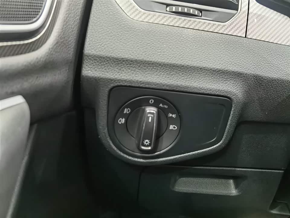 Volkswagen Golf*Jiayu