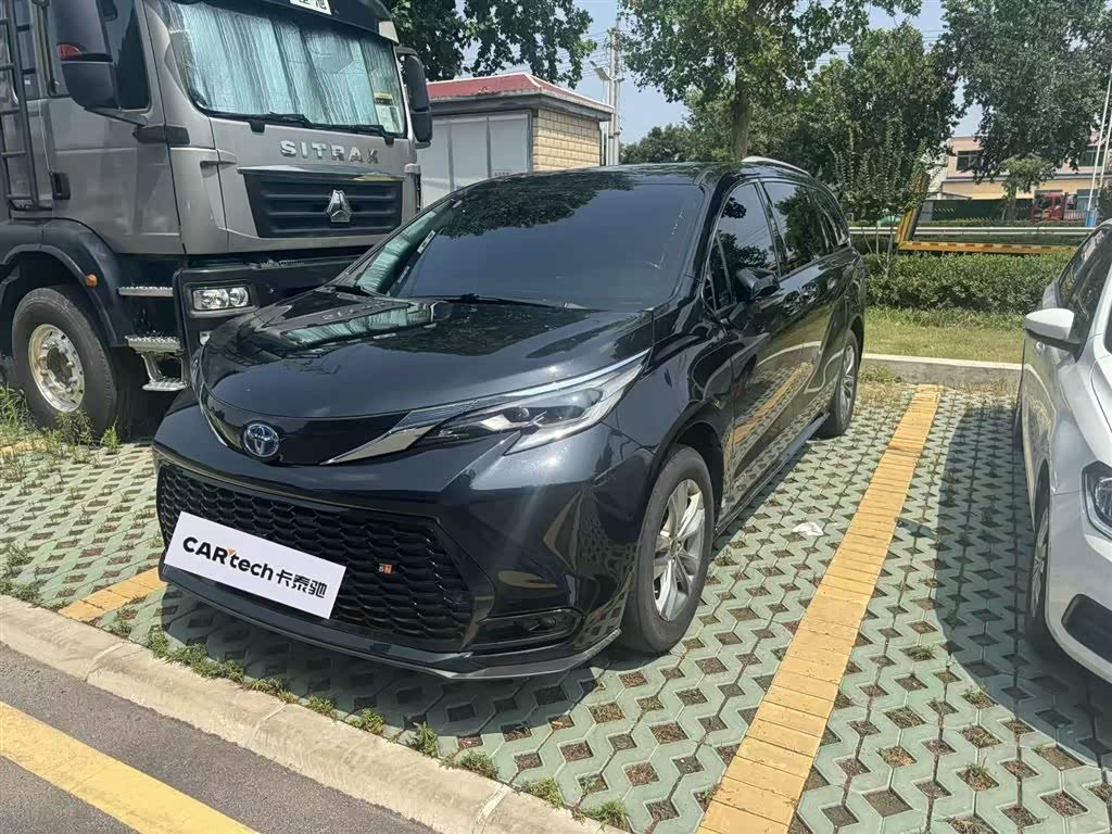 Toyota Sienna