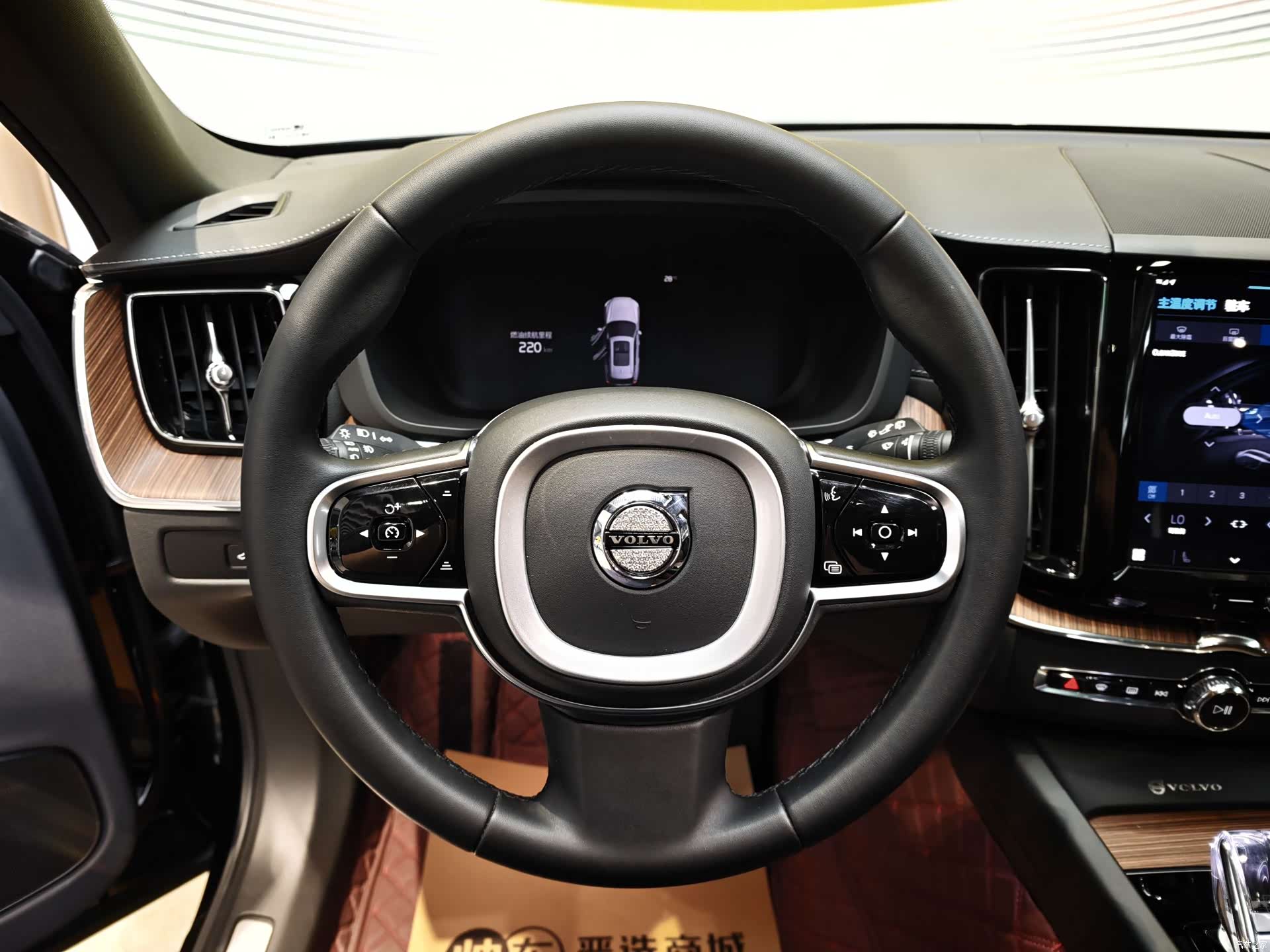 Volvo XC60, 2024 10