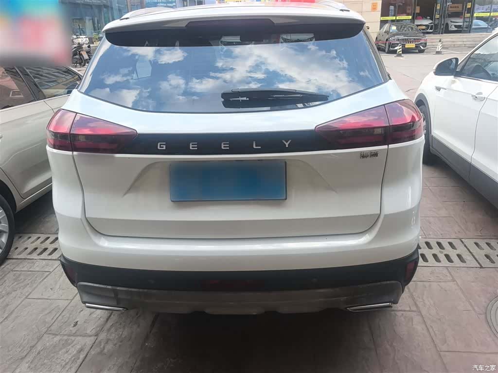 Geely Boyue, 2022 4