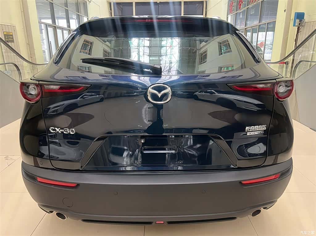 Mazda CX-30, 2021 все фото