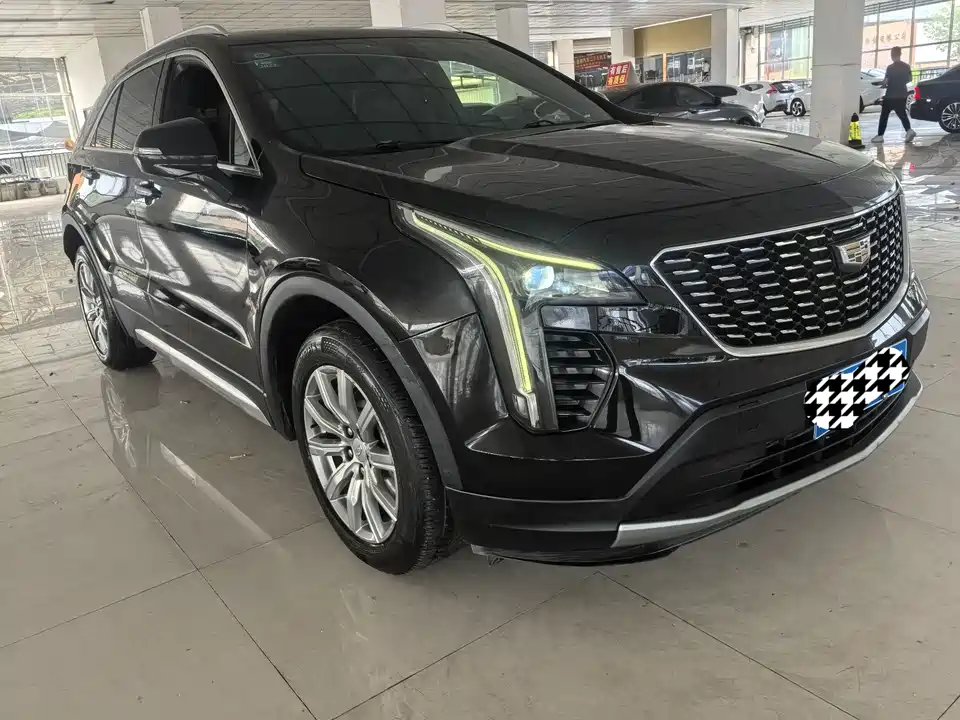 Cadillac XT4