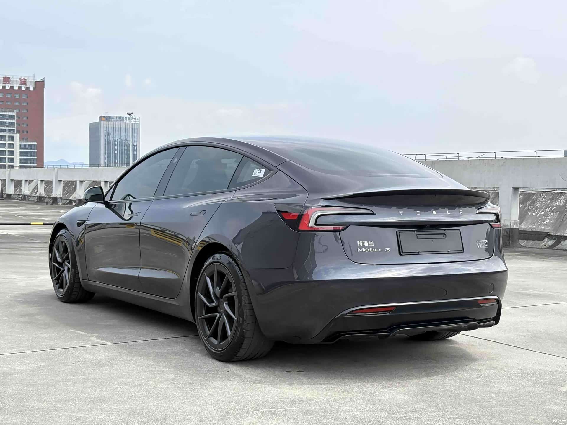 Tesla Model 3, 2025 все фото