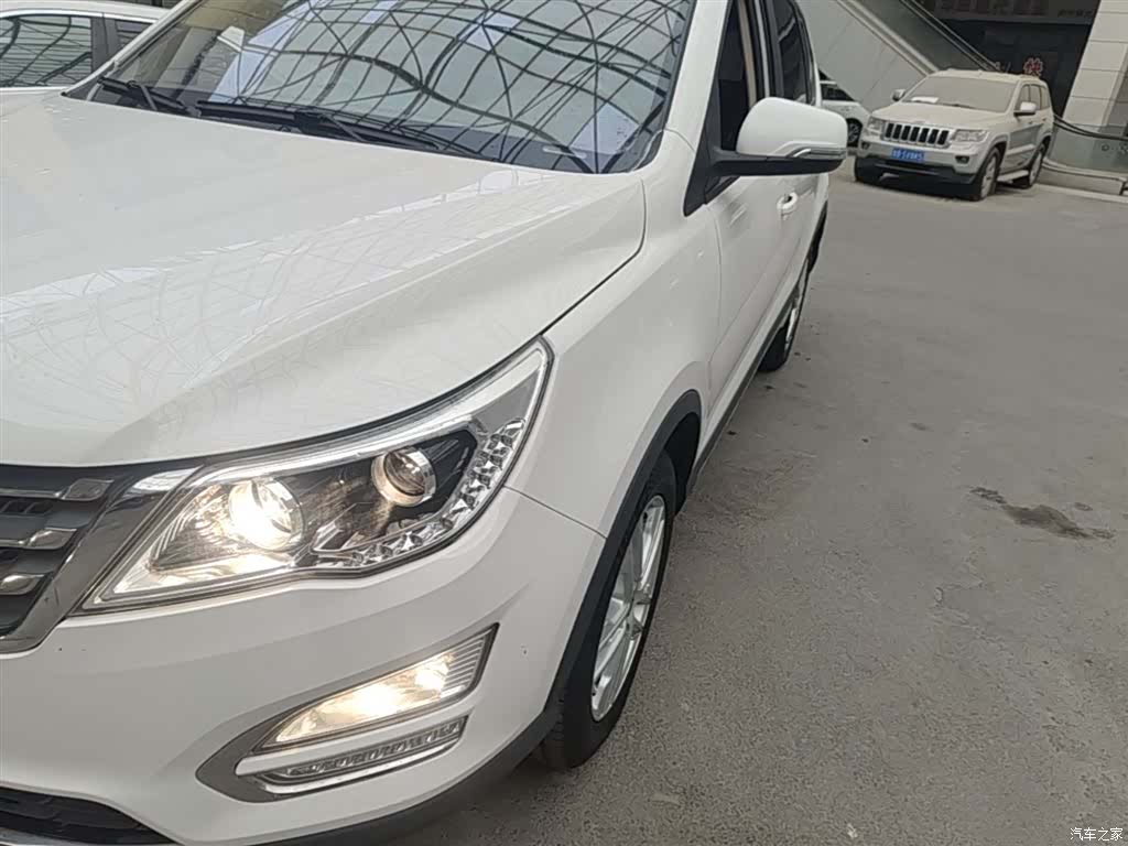 Wuling 560, 2017 18