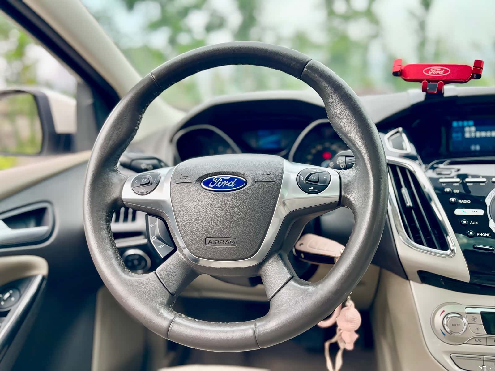 Ford Focus, 2014 11