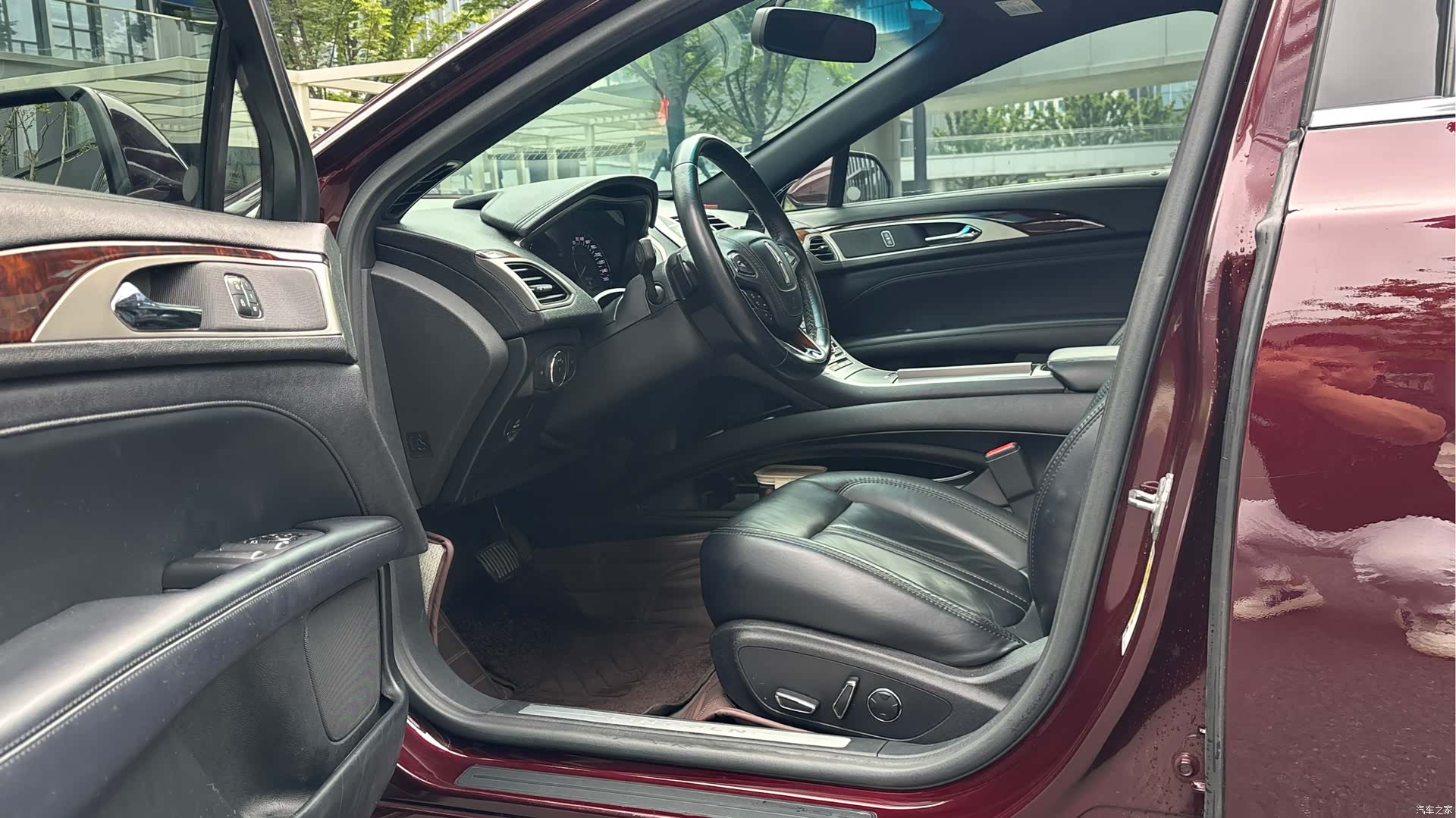 Lincoln MKZ, 2017 9