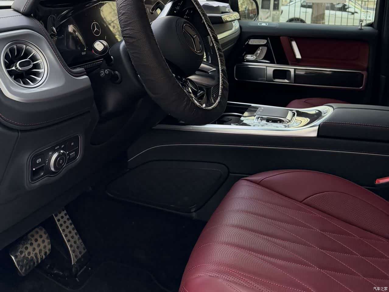 Mercedes-Benz G-Class, 2026 6