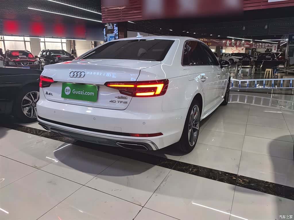 Audi A4L, 2019 8