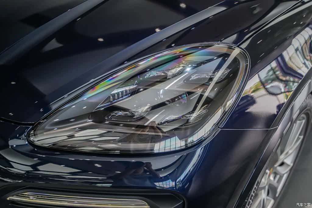 Porsche Cayenne, 2021 все фото