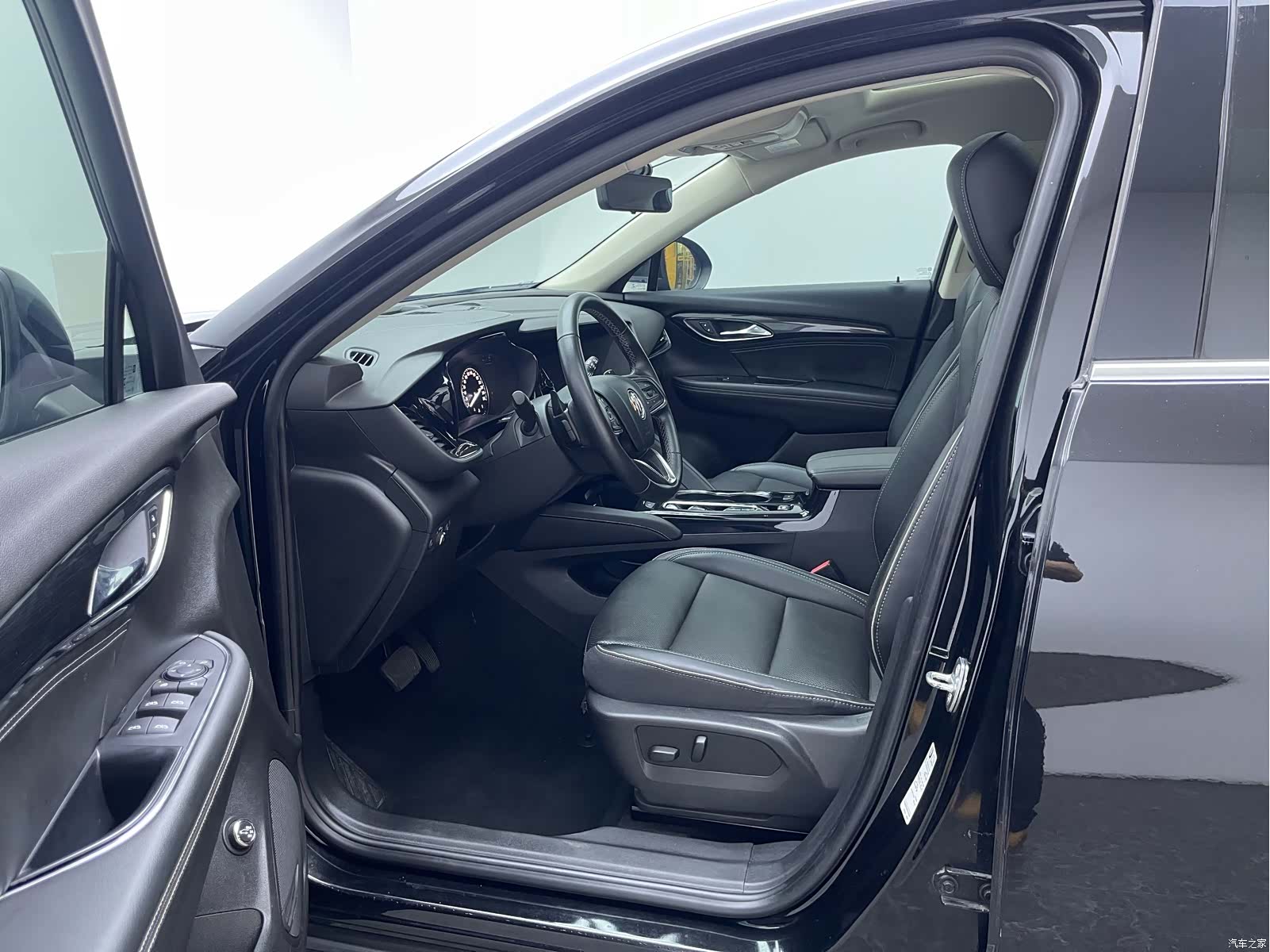 Buick Envision Plus, 2022 13