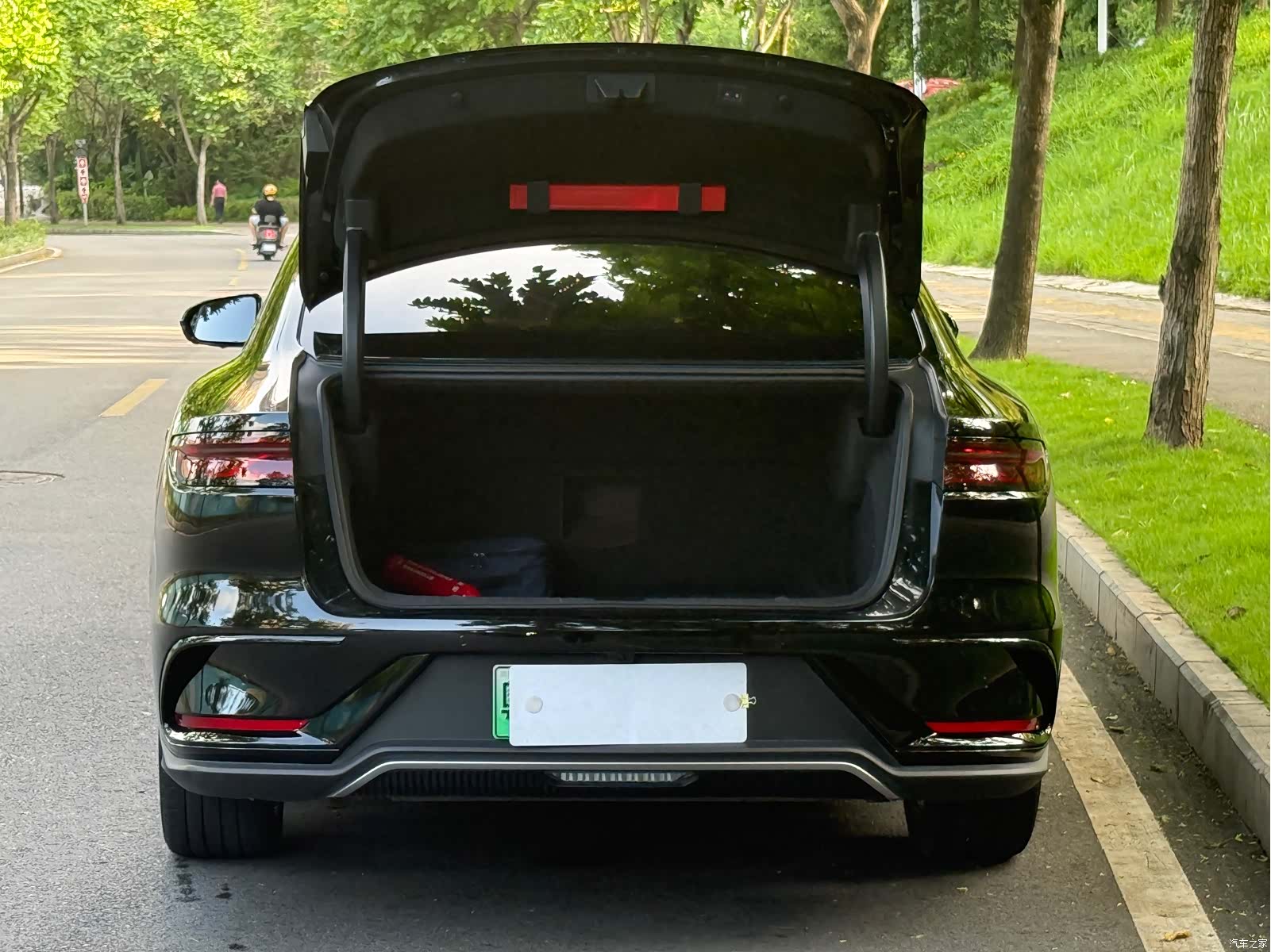 BYD Han, 2023 16