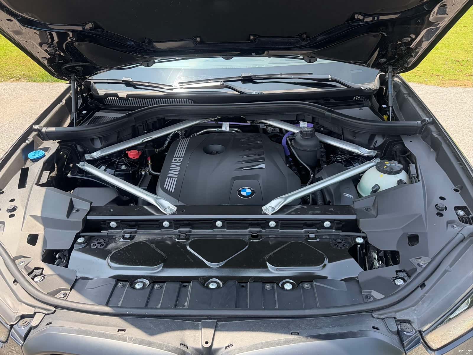 BMW X5, 2025 6
