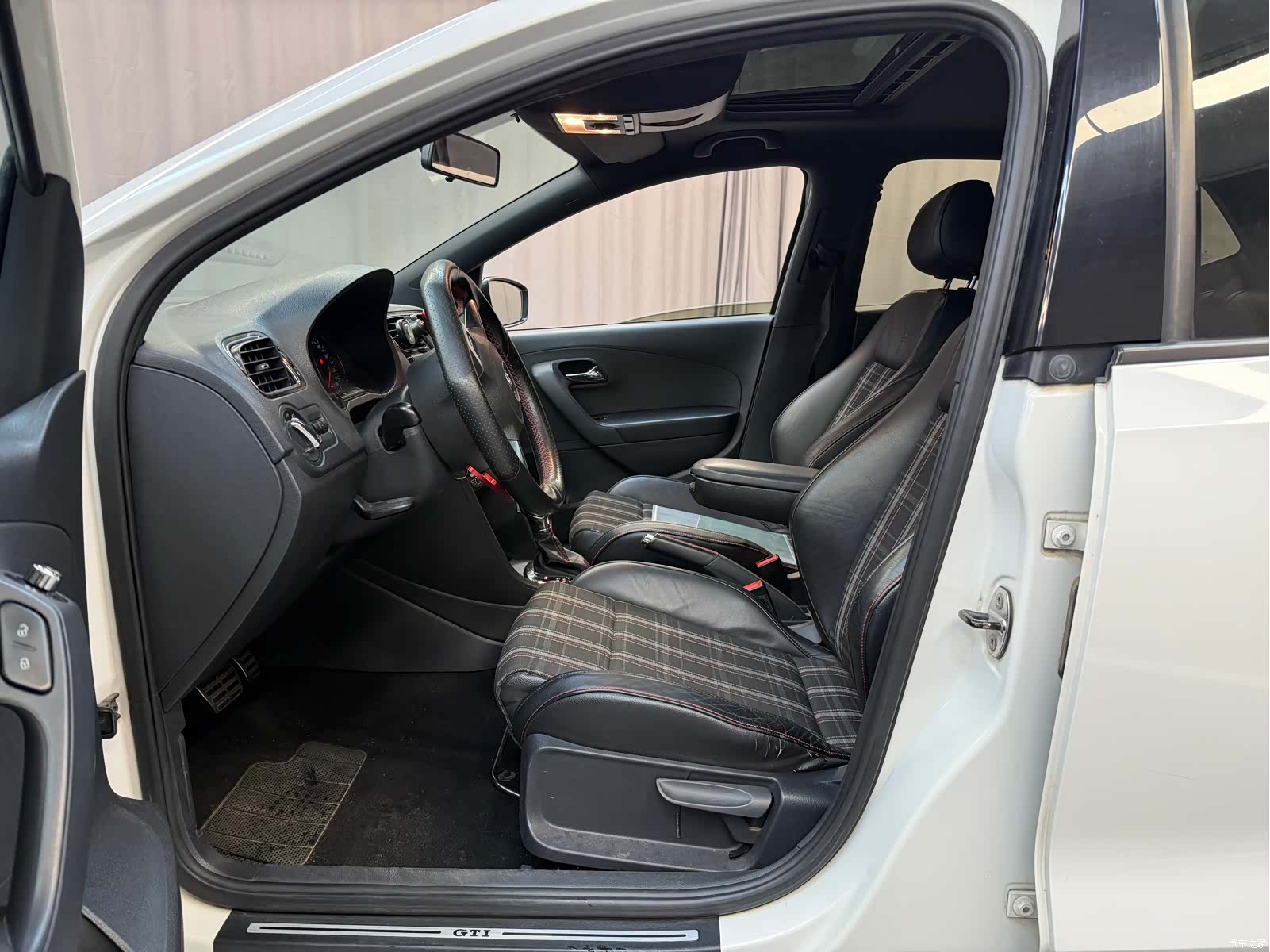 Volkswagen Polo, 2013 8
