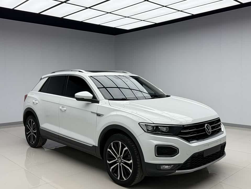 Volkswagen T-ROC exploring Songs