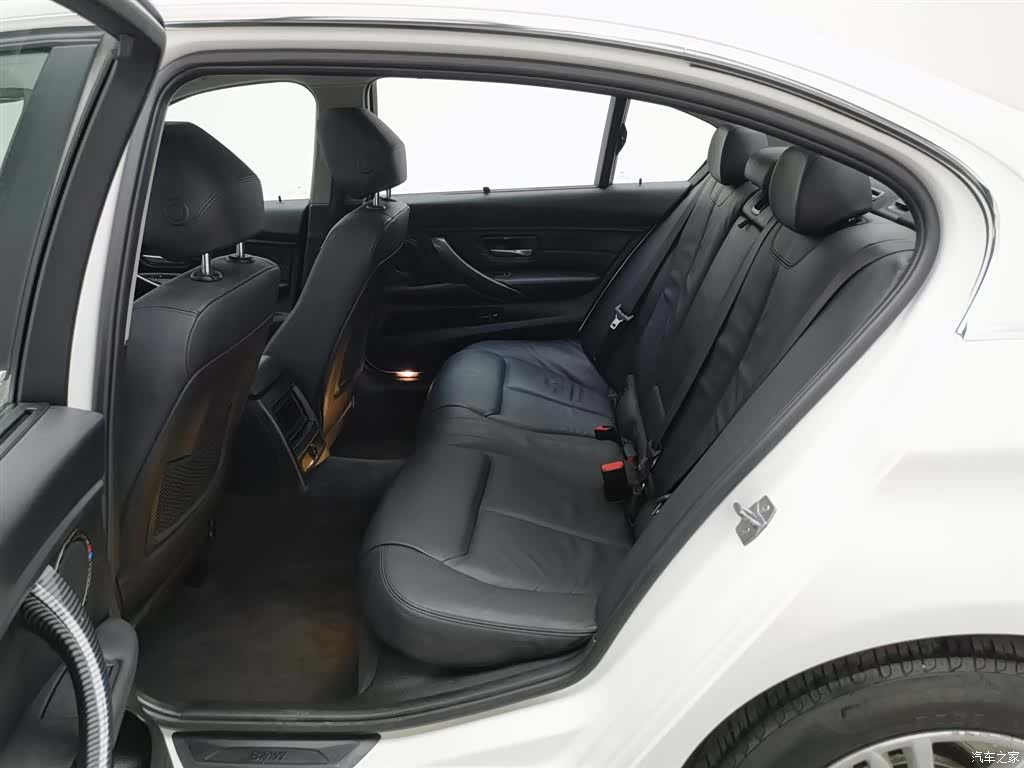 BMW 3 Series, 2015 15