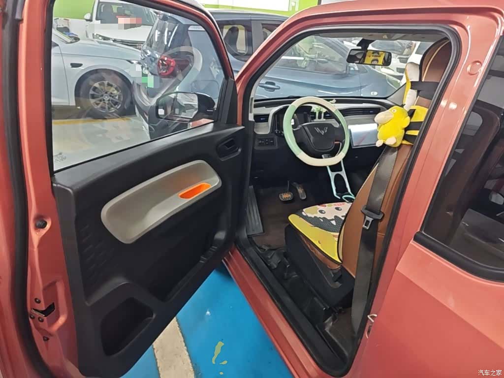 Wuling MINIEV, 2020 16