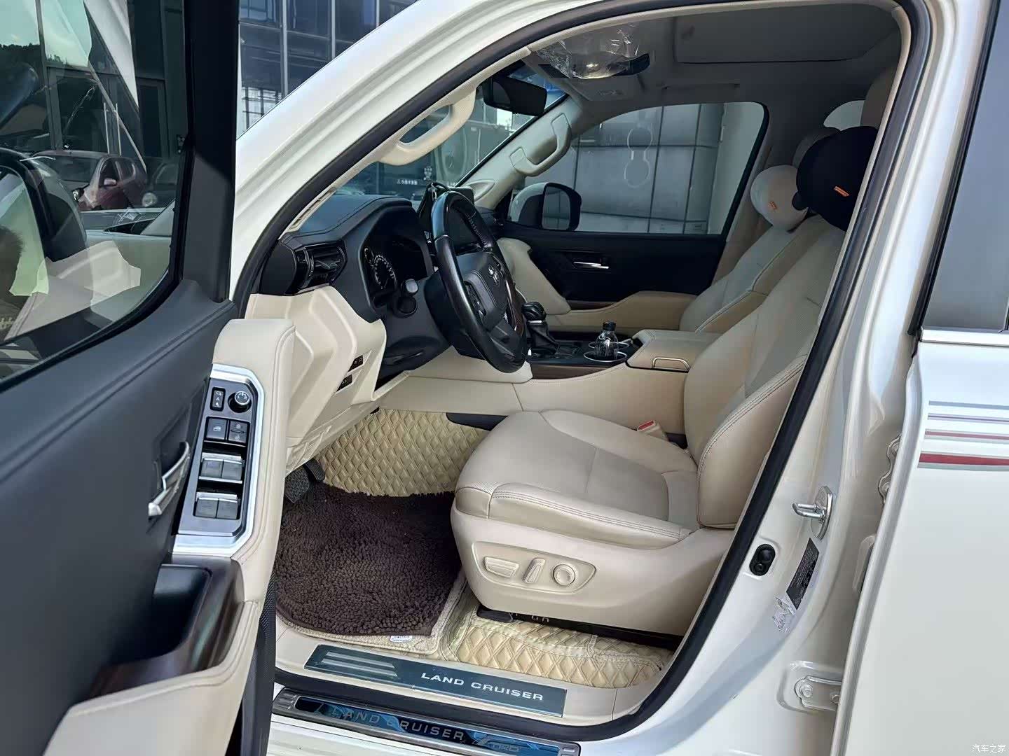 Toyota Land Cruiser, 2024 все фото