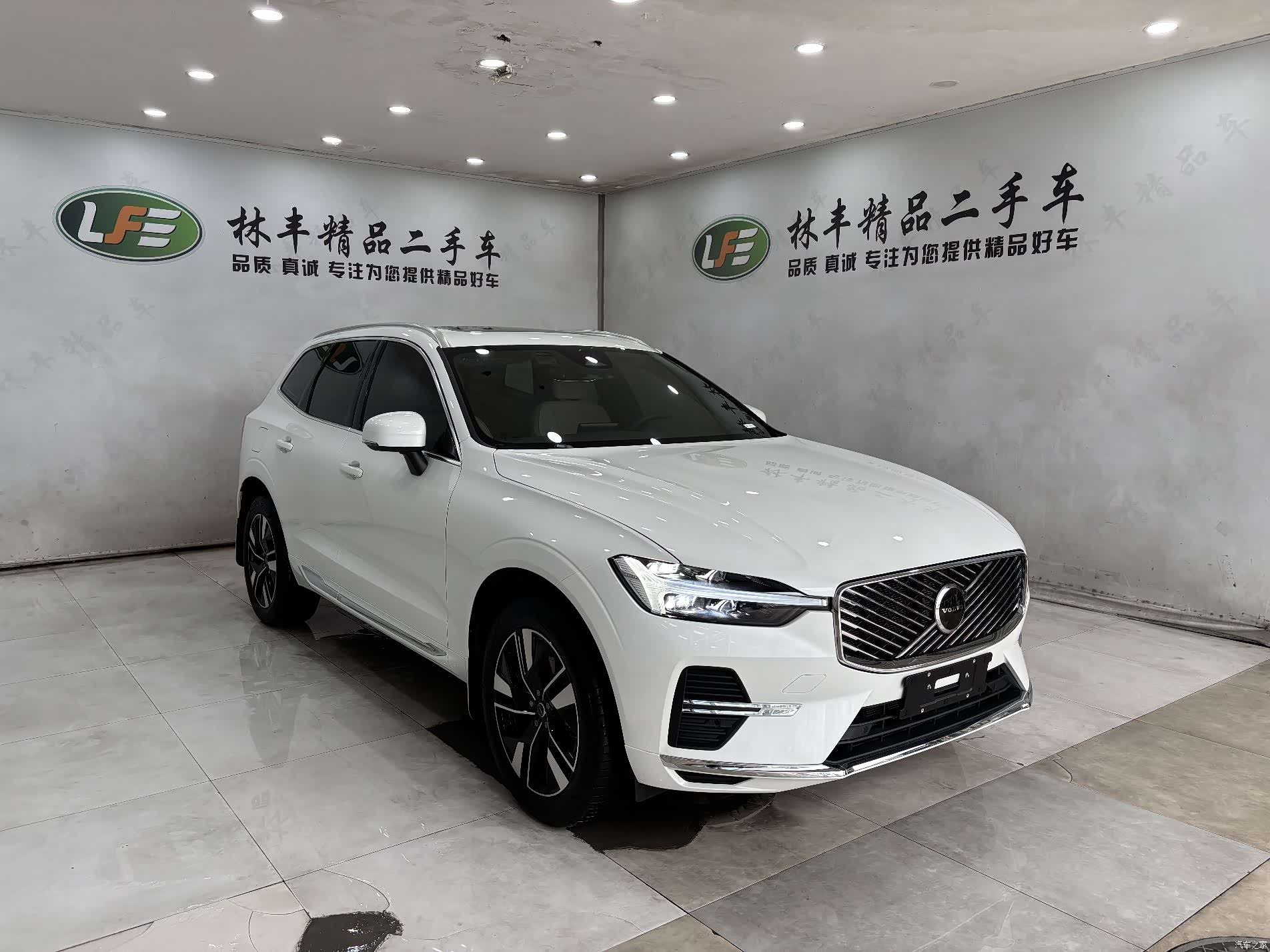 Volvo XC60, 2025 4