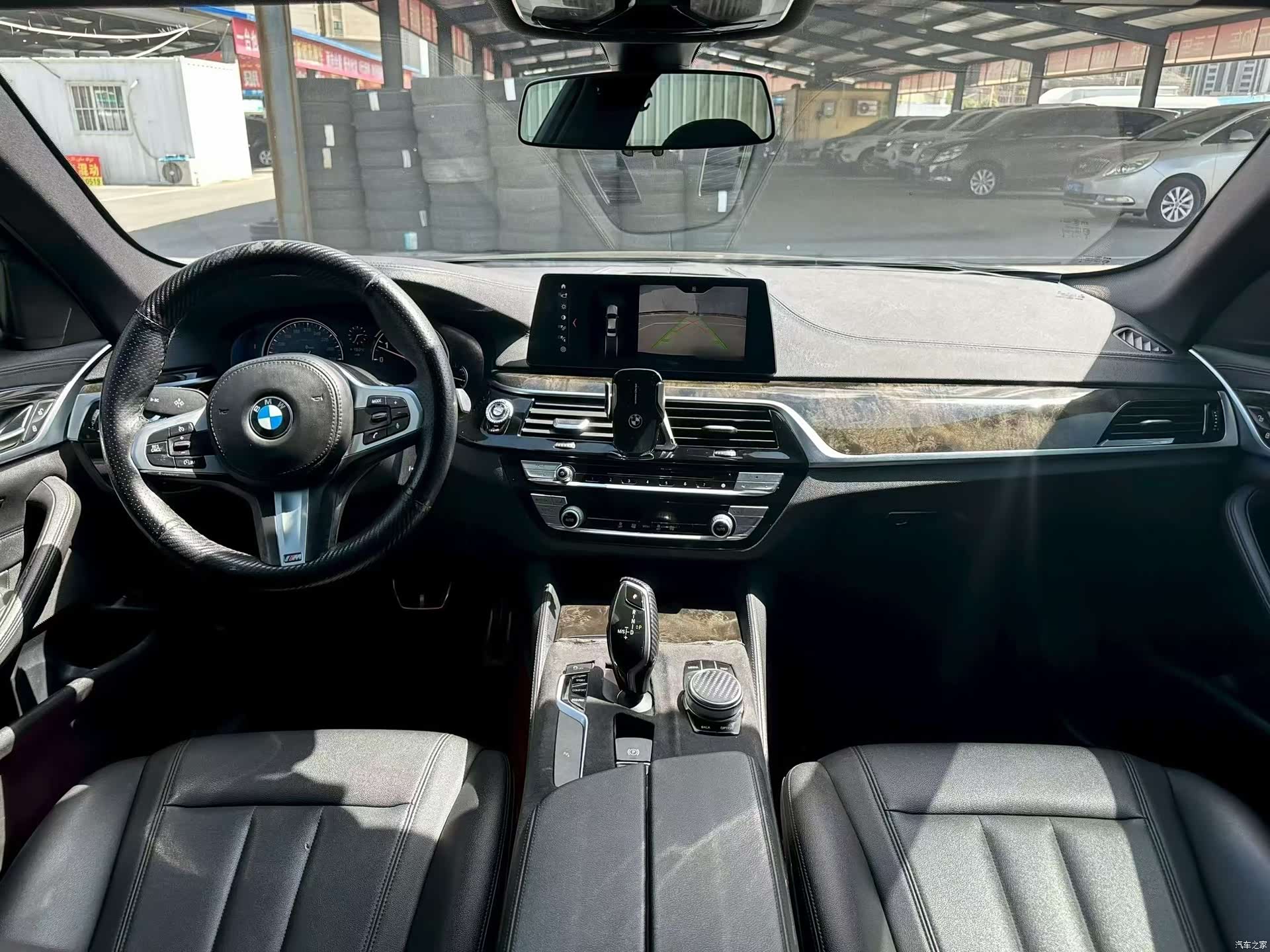 BMW 5 Series, 2018 все фото