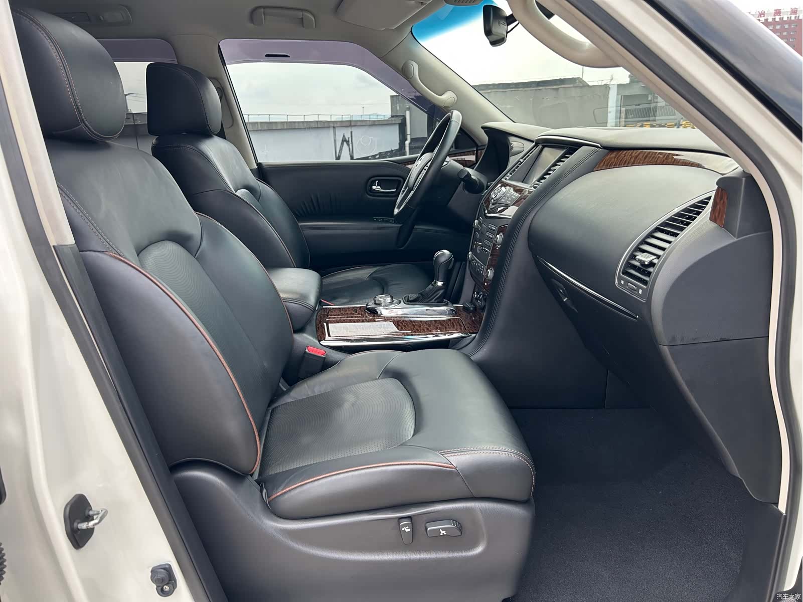 Nissan Patrol, 2016 12