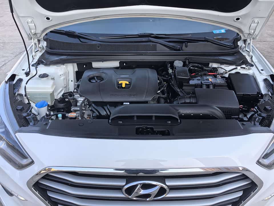 Hyundai Name picture