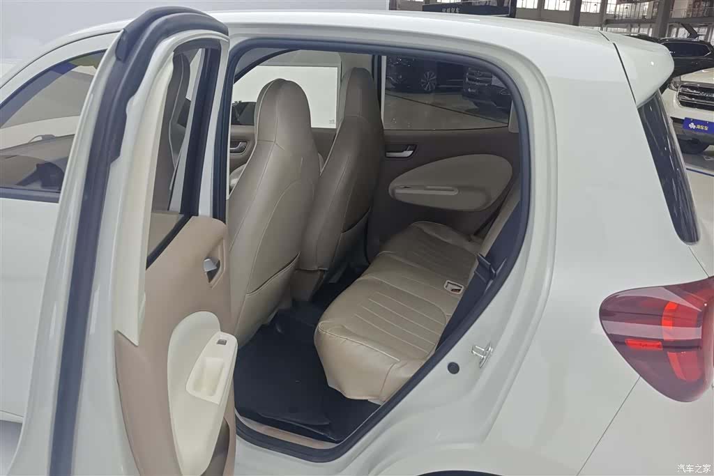 Wuling MINIEV, 2025 11