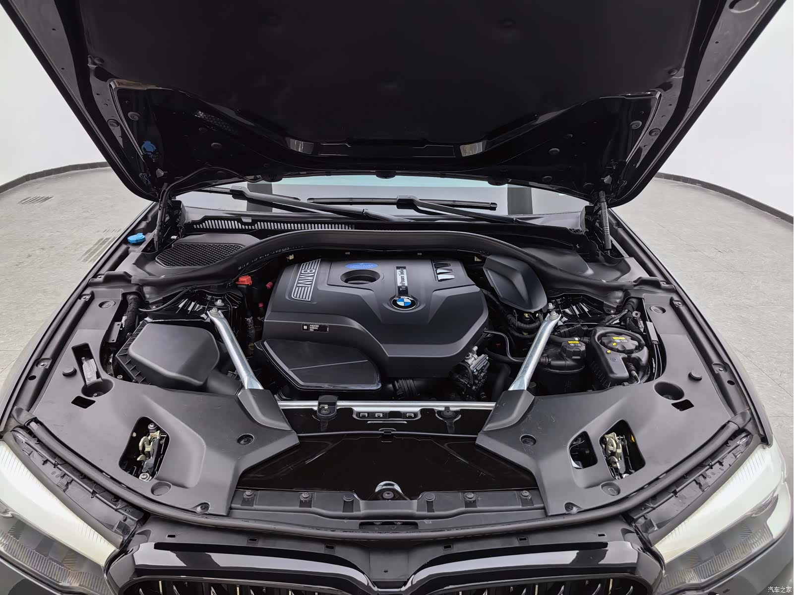 BMW 5 Series, 2020 8