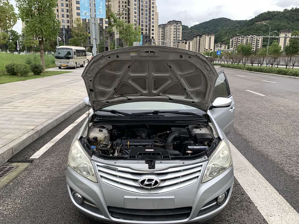 Hyundai Yuedong