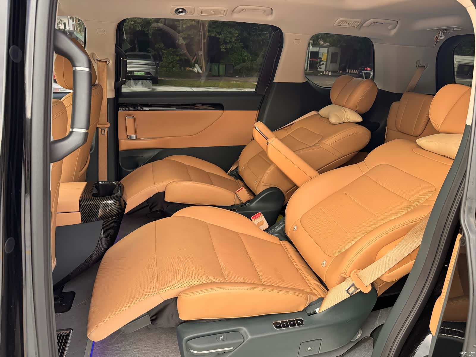 Trumpchi E8, 2024 8